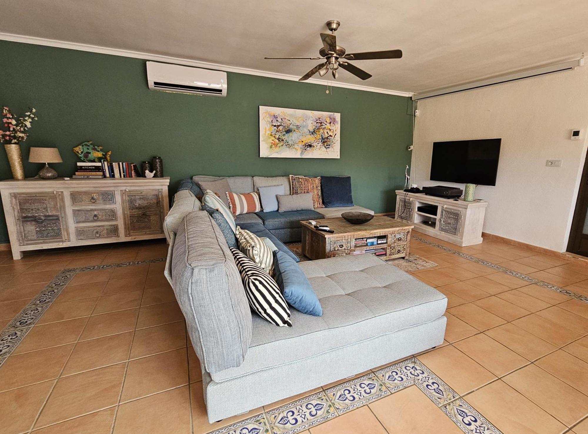 Luxury Villa - Pool, Hot Tub, Aircon, Tvs, Home Cinema, Office, Gbit Internet, Sports Equipment Calpe Exterior photo
