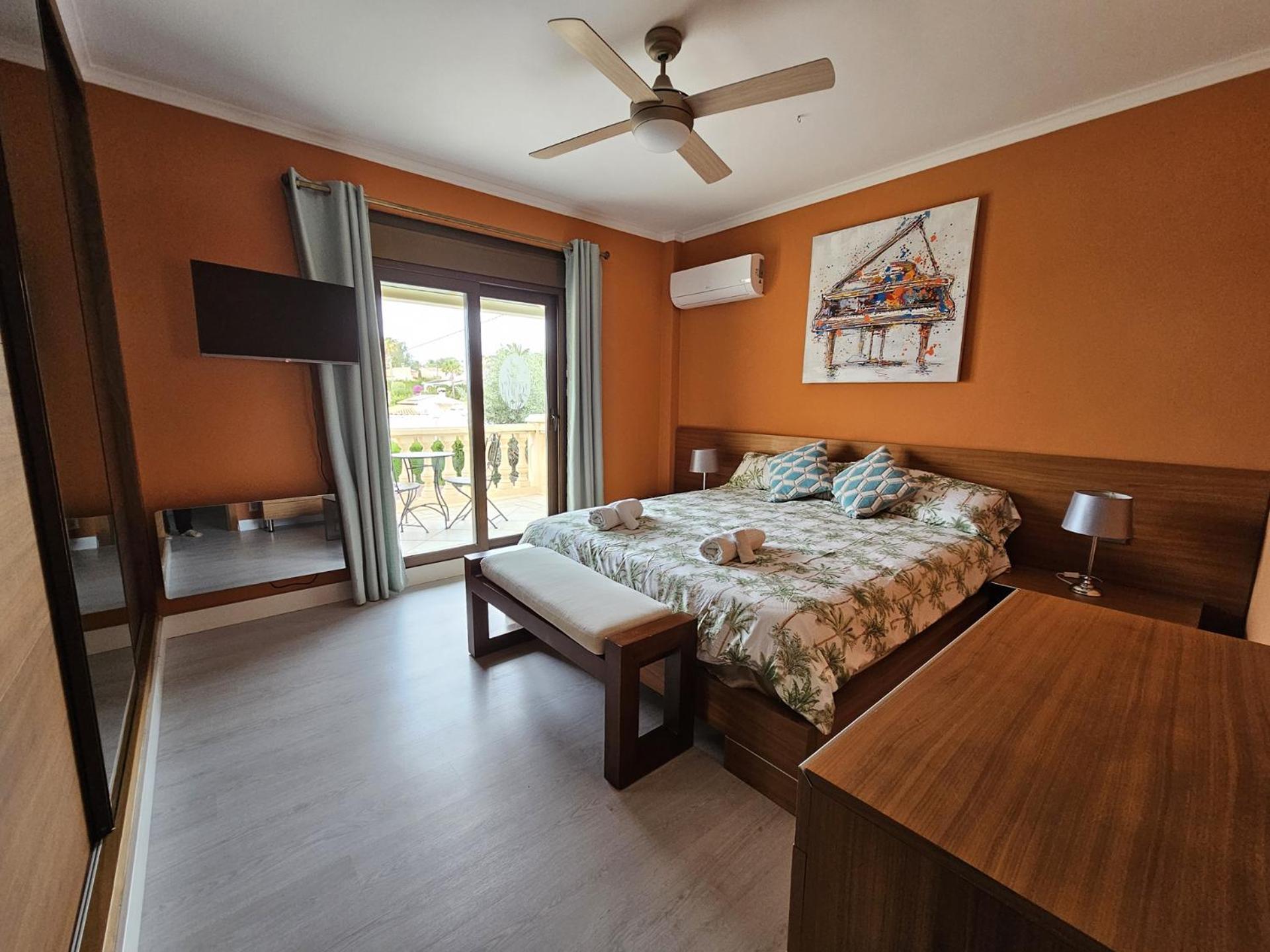 Luxury Villa - Pool, Hot Tub, Aircon, Tvs, Home Cinema, Office, Gbit Internet, Sports Equipment Calpe Exterior photo